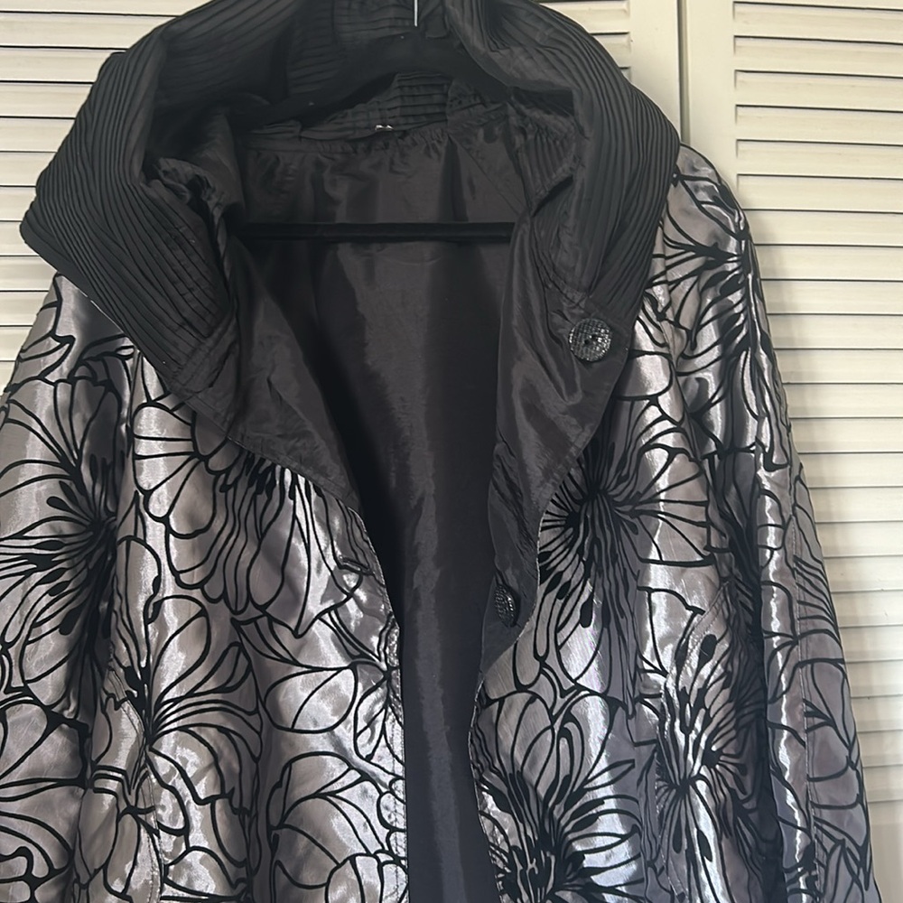 Silver and black Women's  hoodie  reversible coat vintage - Picture 3 of 10